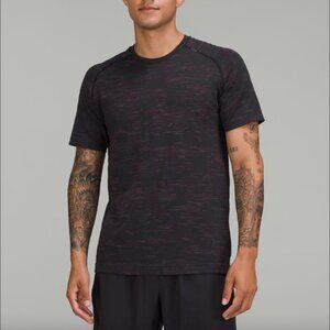 Lululemon Metal Vent Short Sleeve Tee - Black/ Red - Medium